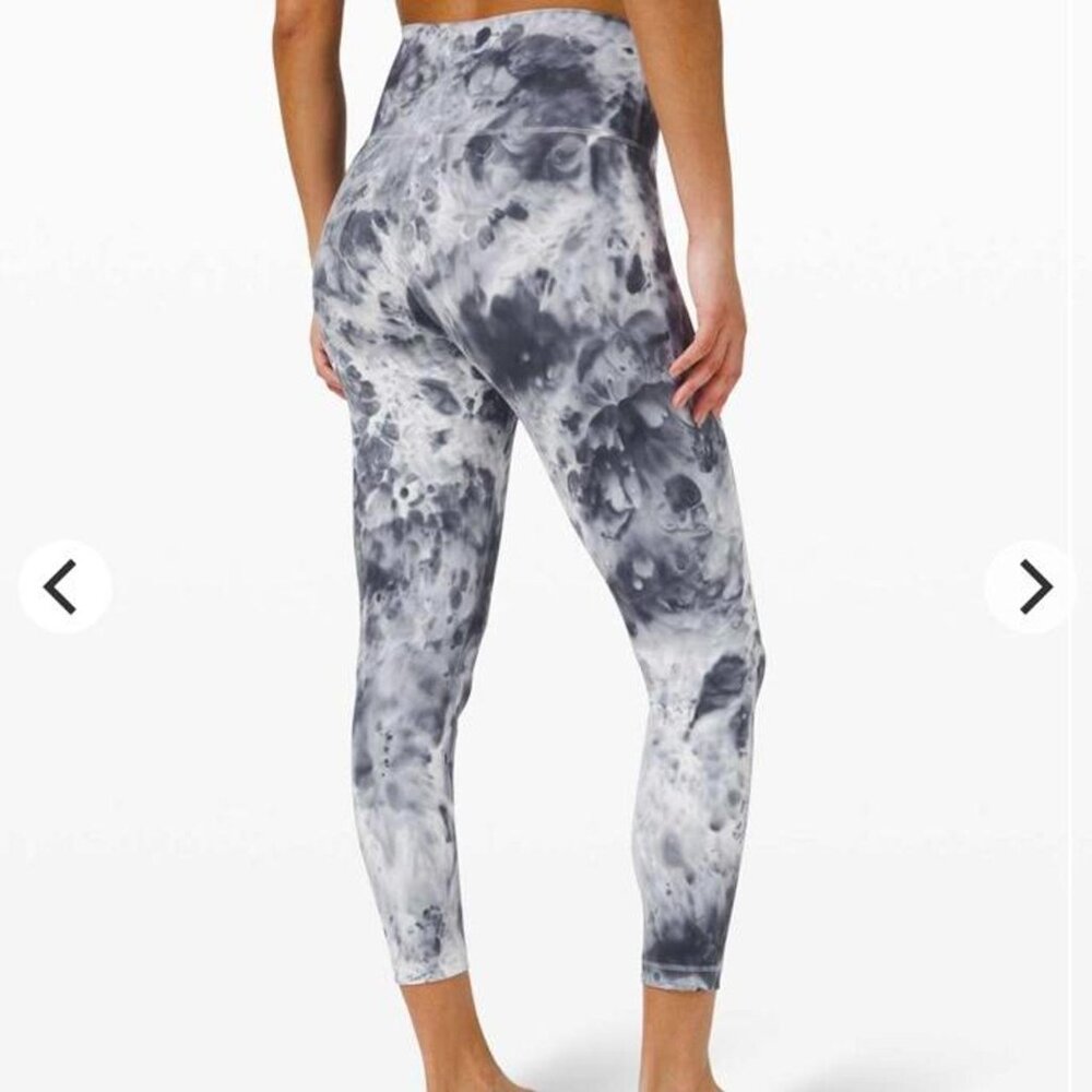 Lululemon Wunder Under Cropped Leggings